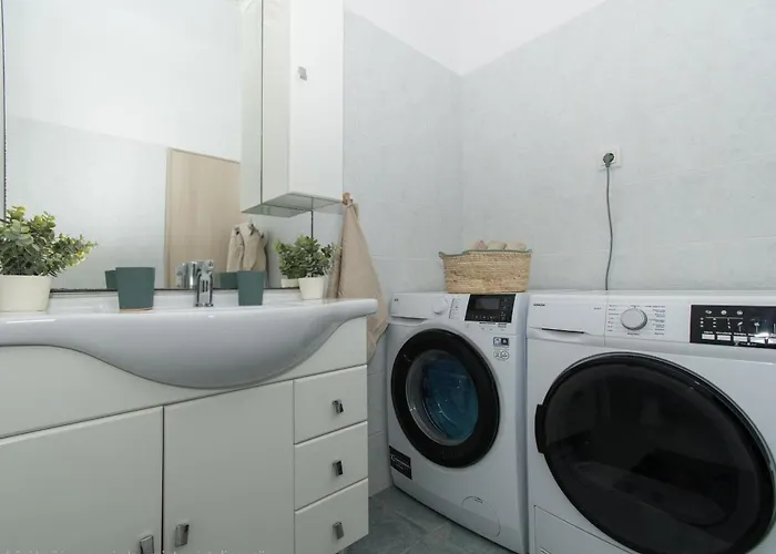 Διαμέρισμα Sunset 3 *